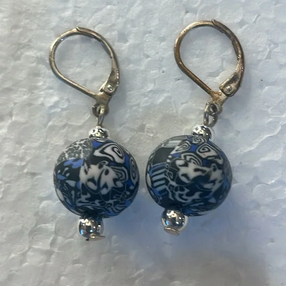 Vintage blue white glass ball drop earrings pierced ears silver lever closure